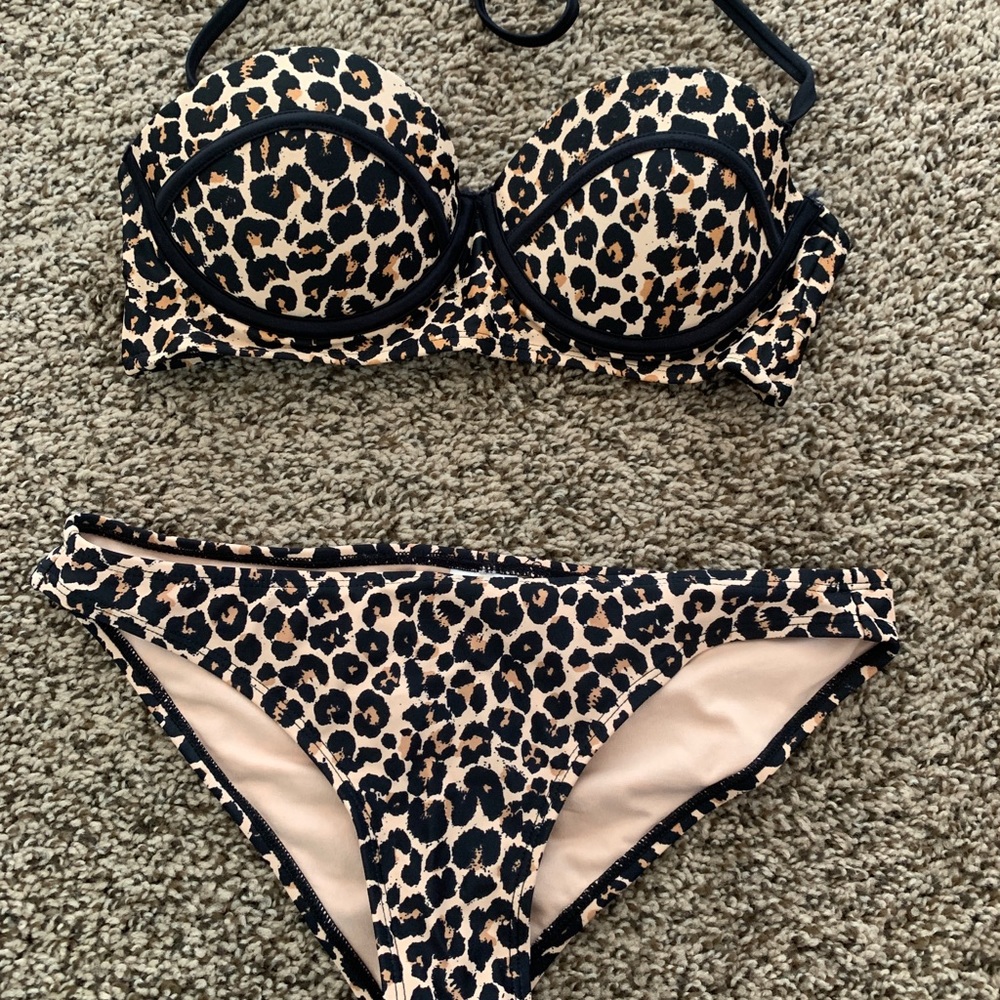 Leopard bikini size S